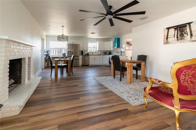 1897 DOLPHIN BOULEVARD S, St Petersburg, FL 33707