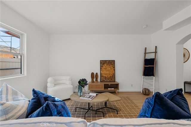 3933 Sunset, Oxnard, CA 93035