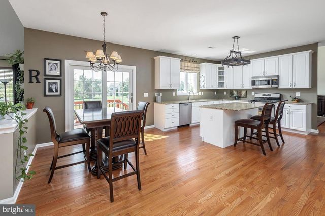 1104 JASMINE CT, Mullica Hill, NJ 08062