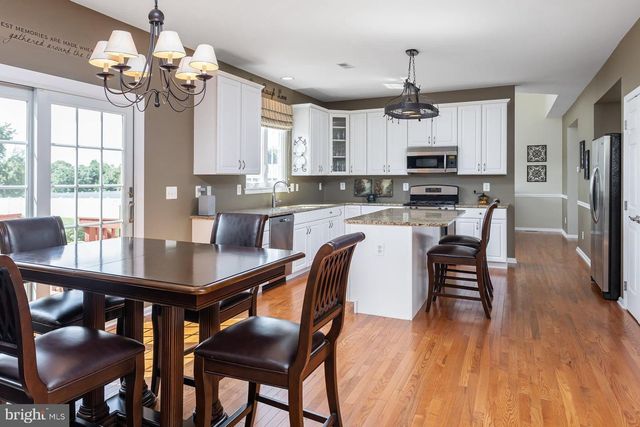 1104 JASMINE CT, Mullica Hill, NJ 08062