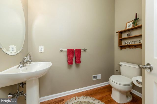 1104 JASMINE CT, Mullica Hill, NJ 08062
