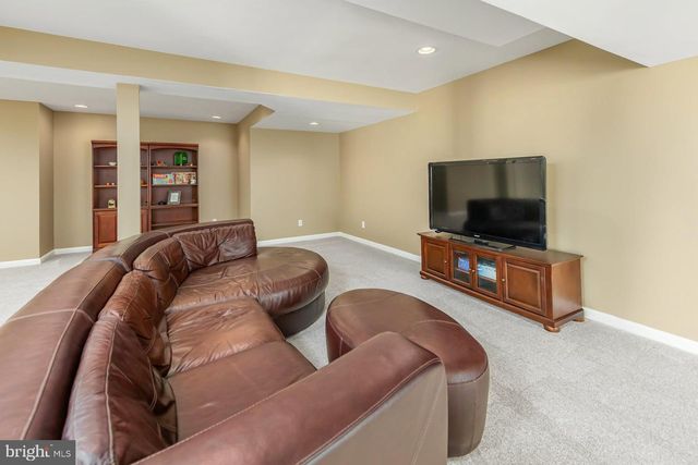 1104 JASMINE CT, Mullica Hill, NJ 08062