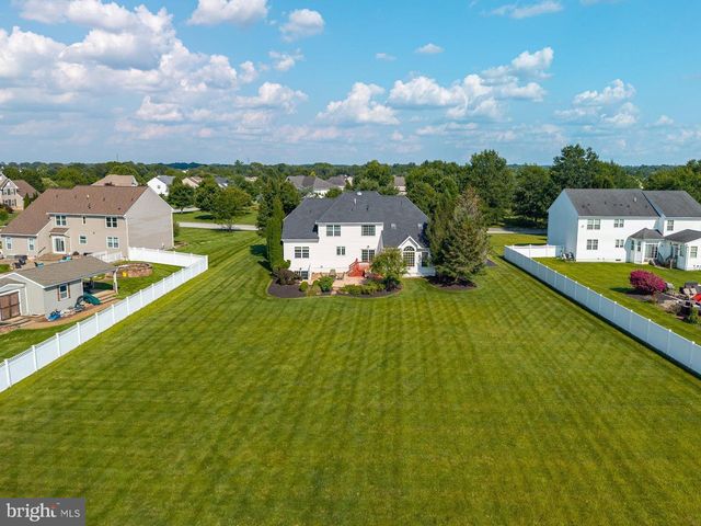 1104 JASMINE CT, Mullica Hill, NJ 08062
