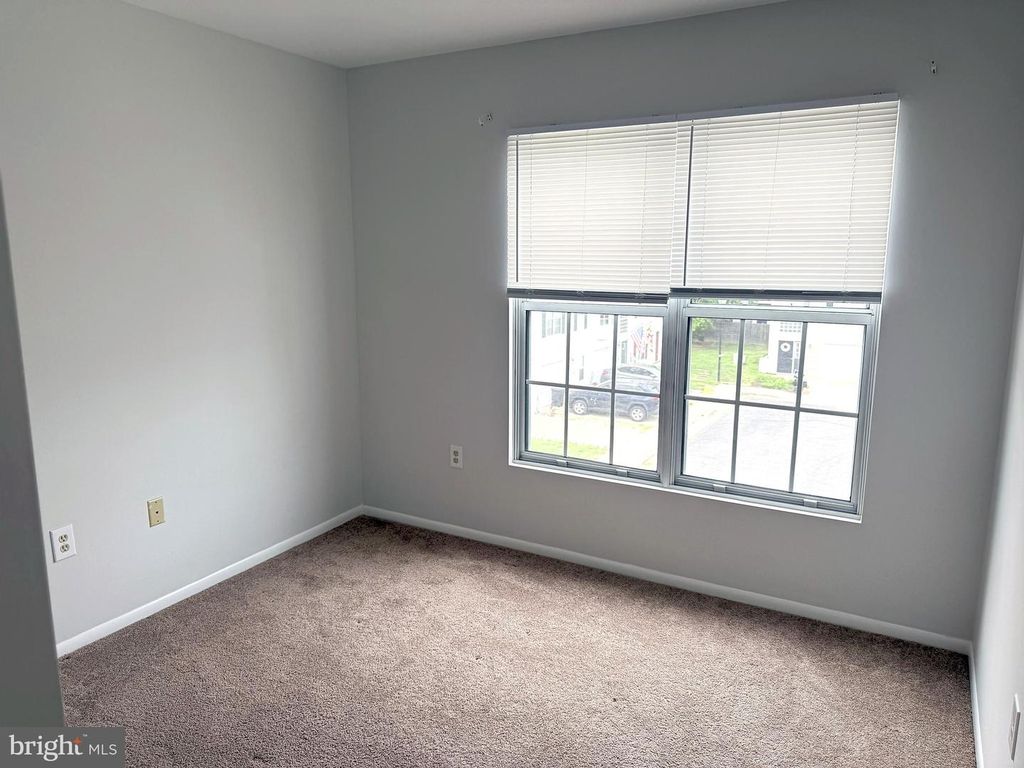 Image 23 of property listing at 9422 SEA BREEZE CT, North Beach, MD 20714