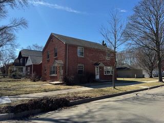 3645 N 37th STREET #3705 W Nash, Milwaukee, WI 53216