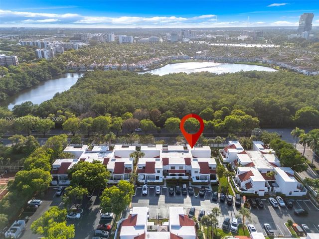 20904 Leeward Ct 221-2, Aventura, FL 33180