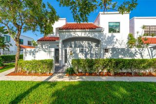 20904 Leeward Ct 221-2, Aventura, FL 33180