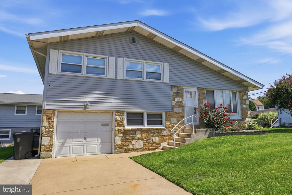 213 HIGHLAND AVE, LANGHORNE, PA 19047 — exterior