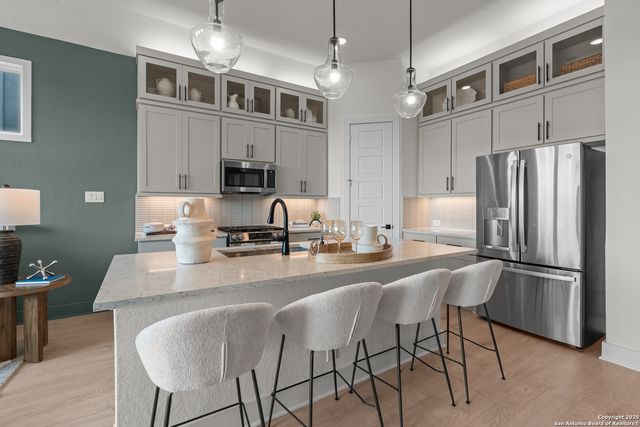 2214 Briggs Summit, San Antonio, TX 78245