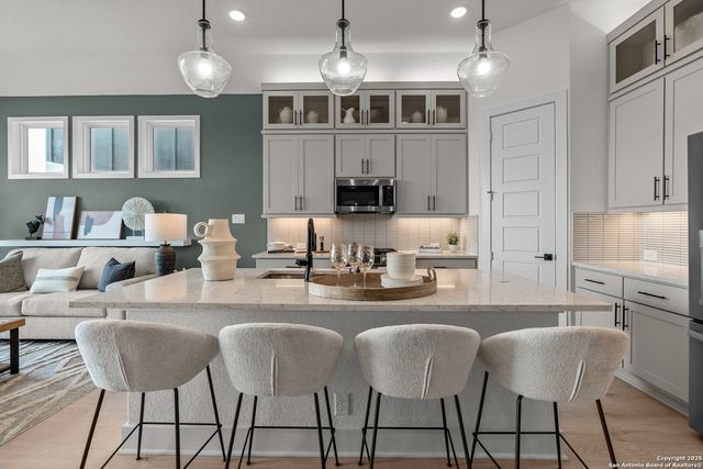 2214 Briggs Summit, San Antonio, TX 78245