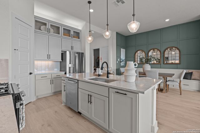 2214 Briggs Summit, San Antonio, TX 78245