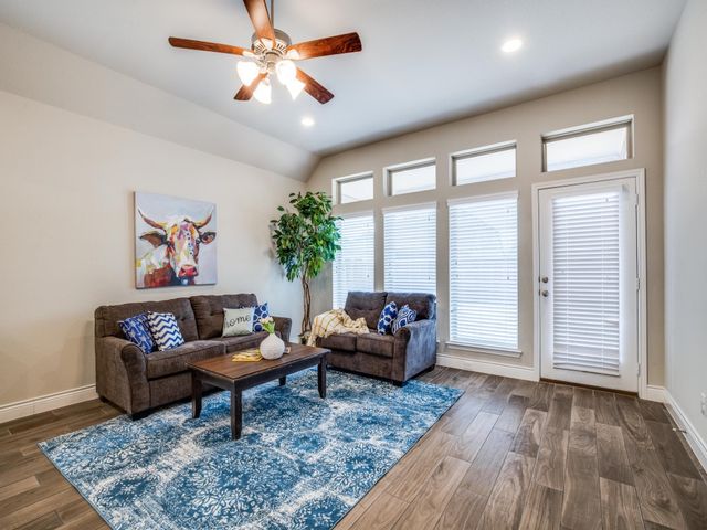 2150 Winsbury, Forney, TX 75126