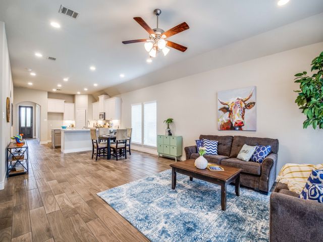 2150 Winsbury, Forney, TX 75126