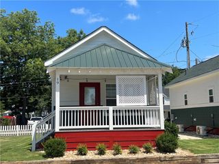19 Myrtle Drive, Gainesville, GA 30501
