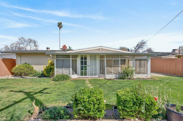 6535 La Cienega Dr, North Highlands, CA 95660