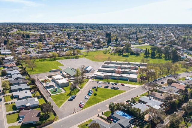 6535 La Cienega Dr, North Highlands, CA 95660