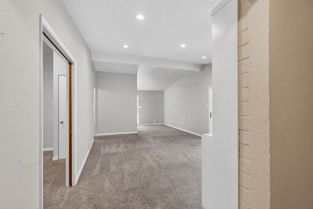 6535 La Cienega Dr, North Highlands, CA 95660