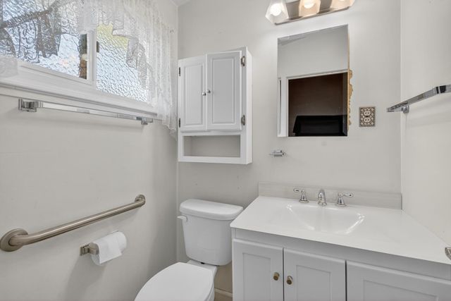 6535 La Cienega Dr, North Highlands, CA 95660