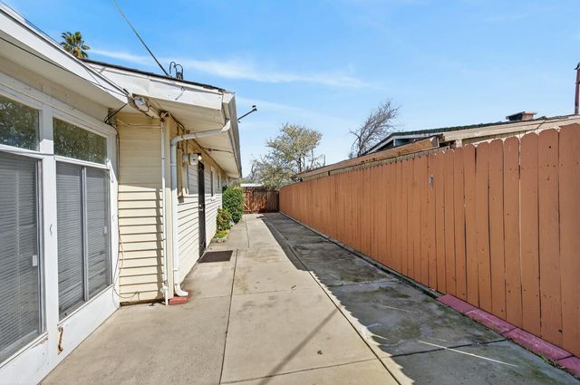 6535 La Cienega Dr, North Highlands, CA 95660