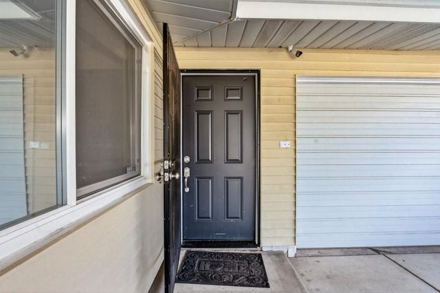 6535 La Cienega Dr, North Highlands, CA 95660