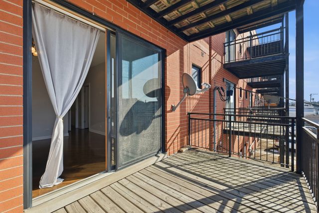 4002 S Western Avenue 2, Chicago, IL 60609