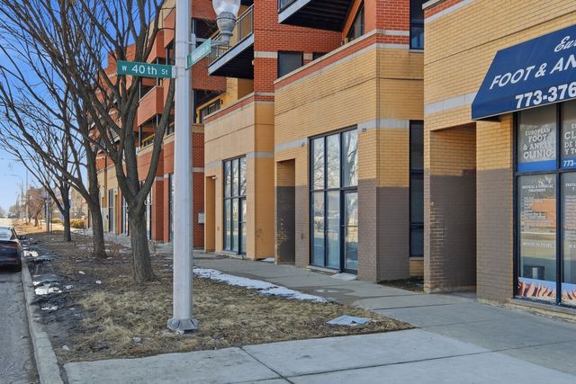 4002 S Western Avenue 2, Chicago, IL 60609