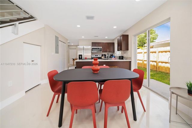 1183 NE 111th St, Miami, FL 33161