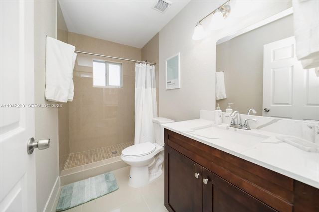 1183 NE 111th St, Miami, FL 33161