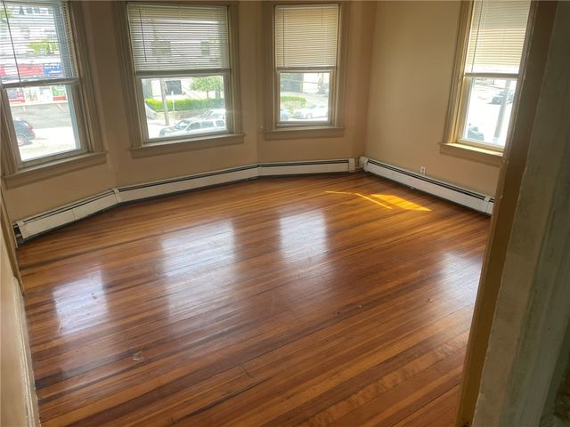 1172 North Main Street, Providence, RI 02906