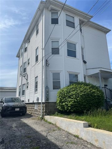 1172 North Main Street, Providence, RI 02906