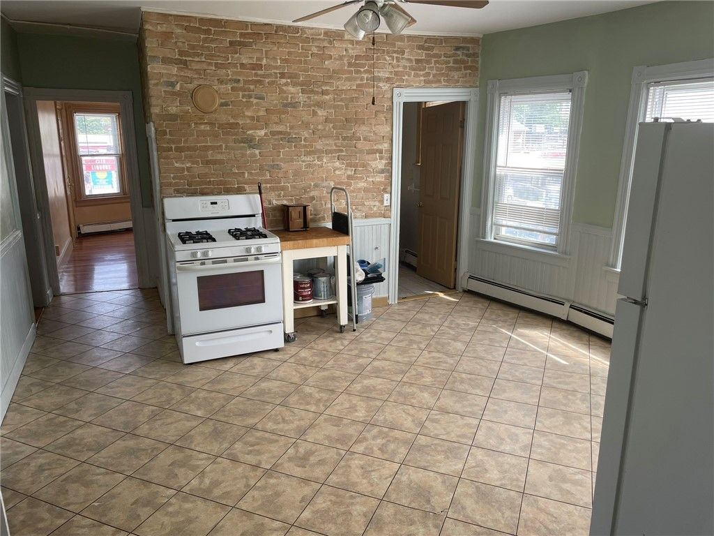 1172 North Main Street, Providence, RI 02906