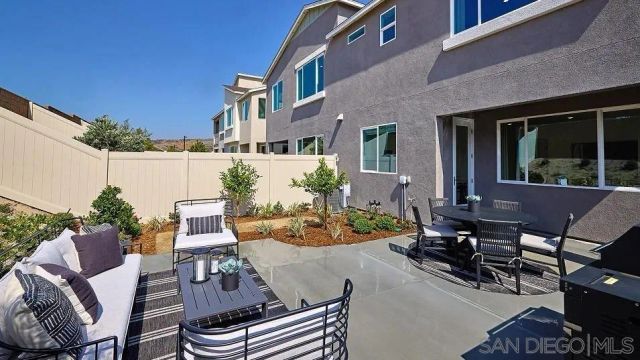 2100 Zima 1, Chula Vista, CA 91911