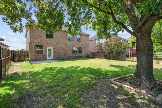 10618 Newcastleton Lane, Rowlett, TX 75089