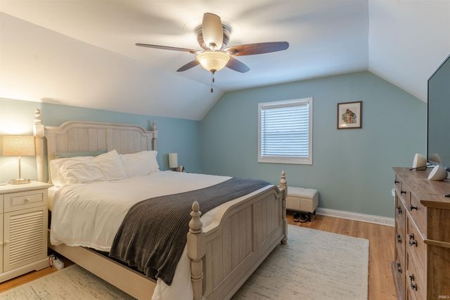 2016 Theater Drive, Evansville, IN 47715