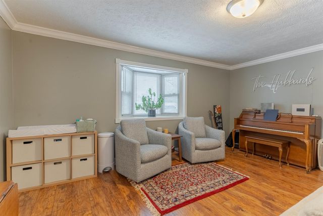 2016 Theater Drive, Evansville, IN 47715