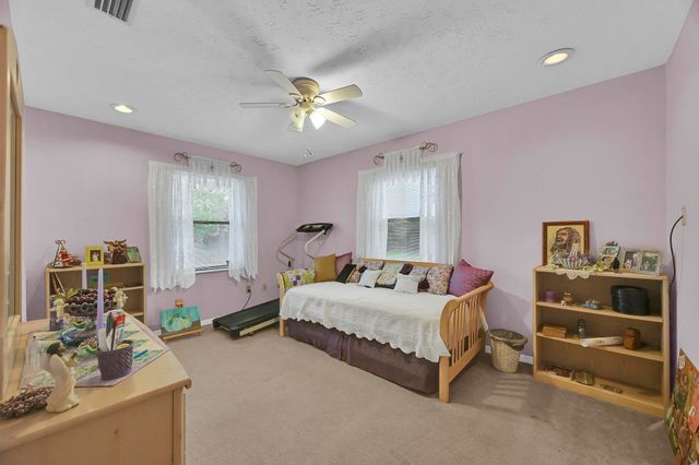 8690 Shadylake Lane, Fort Pierce, FL 34947