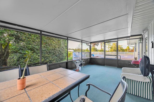 8690 Shadylake Lane, Fort Pierce, FL 34947