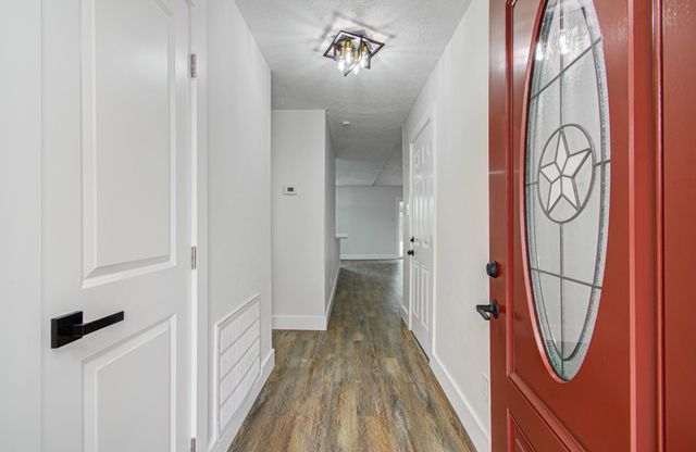 16610 Quail Park Drive, Houston, TX 77489