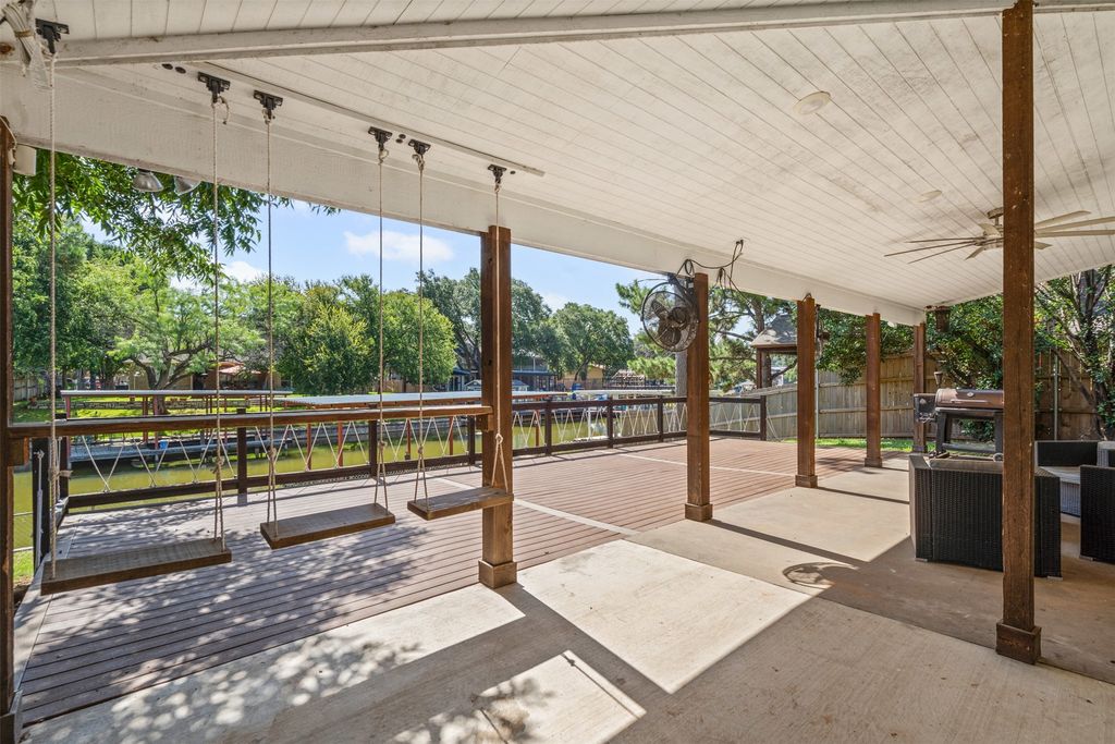 4021 Sioux Court, Granbury, TX 76048
