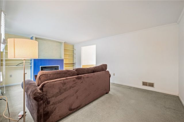 202 10th St, Aspinwall, PA 15215