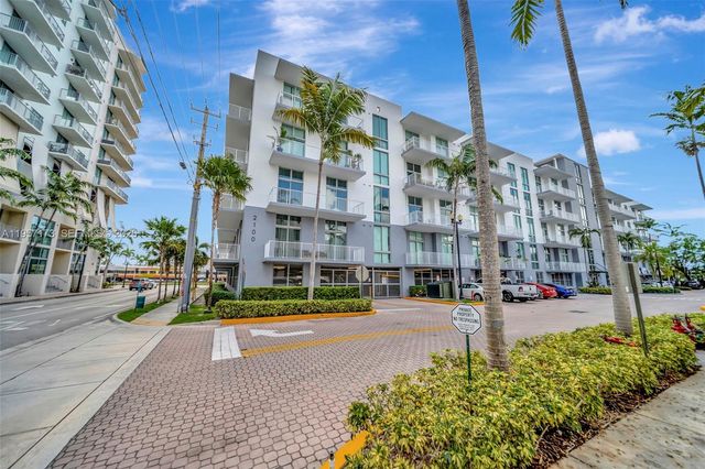 2100 Van Buren St 421, Hollywood, FL 33020