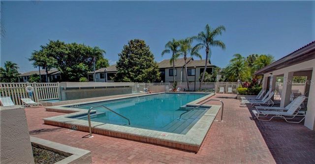 3646 59TH AVENUE W 3646, Bradenton, FL 34210