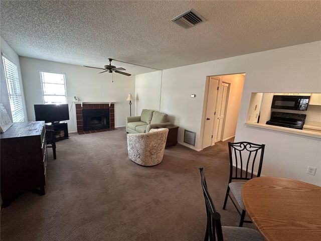 3646 59TH AVENUE W 3646, Bradenton, FL 34210