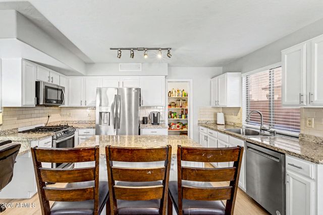 2062 E PALOMINO Drive, Gilbert, AZ 85296