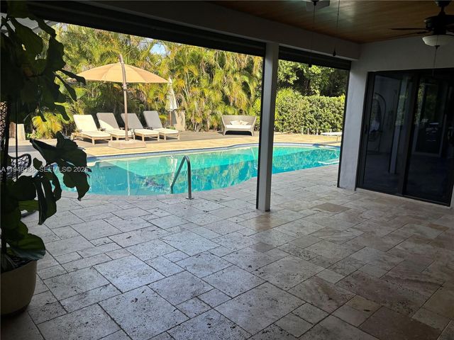 7261 NW 6th Ct, Plantation, FL 33317