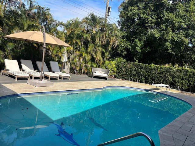 7261 NW 6th Ct, Plantation, FL 33317