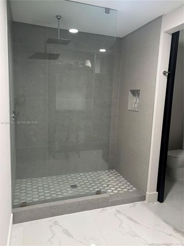 7261 NW 6th Ct, Plantation, FL 33317