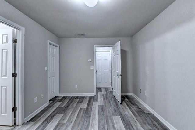 1597 Liberty NW Parkway, Atlanta, GA 30318