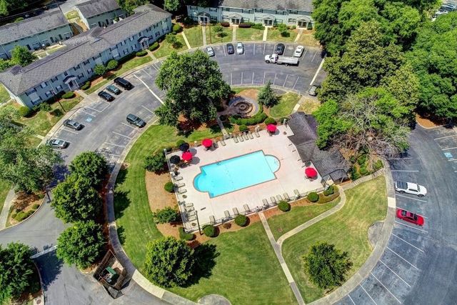 1597 Liberty NW Parkway, Atlanta, GA 30318