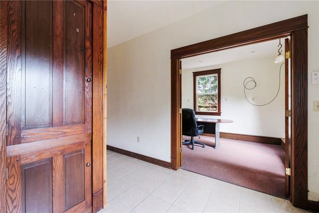 1946 State Route 208, Pulaski Twp - Law, PA 16143